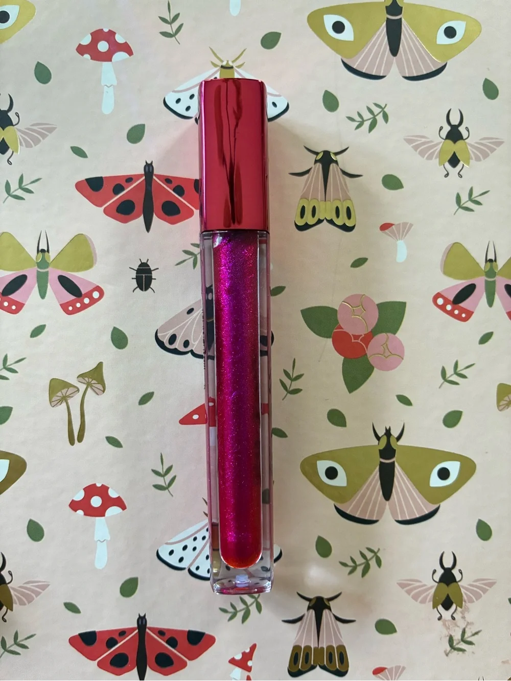 COVERGIRL Lip Lava High-Shine Gloss and ESPA Bergamot & Jasmine Body Wash - 30ml